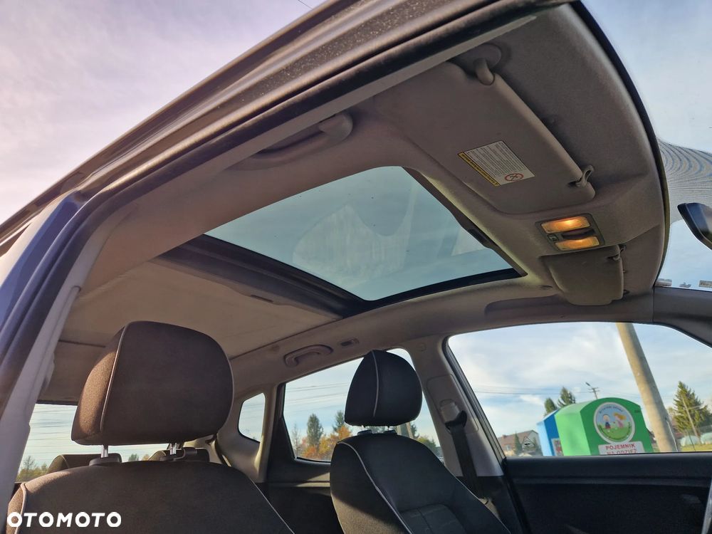 Kia Venga 1.4 M - 11