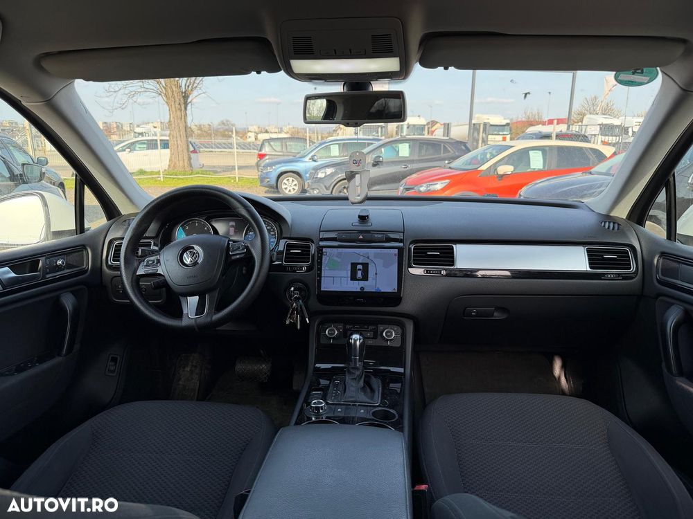 Volkswagen Touareg 3.0 V6 TDI BMT - 13