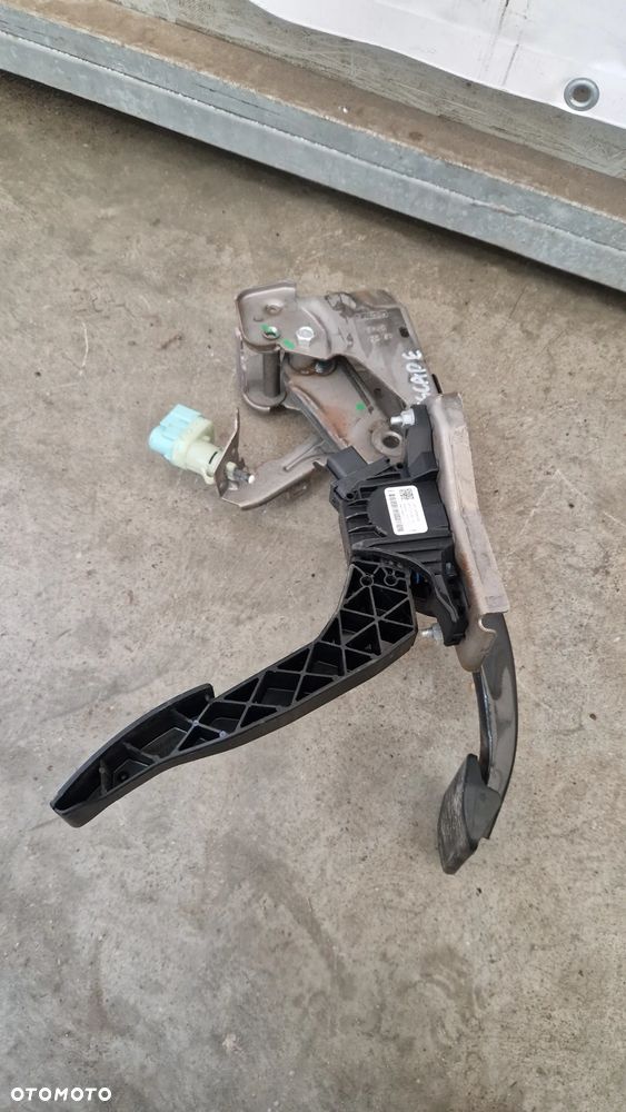 Ford Escape pedał hamulca i gazu 2020 - 3