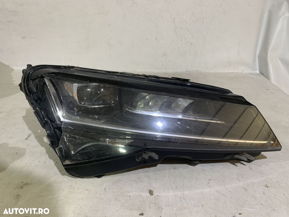 Far dreapta xenon adaptiv, Skoda Superb 3, facelift, 2019, 2020, 2021, 2022, 2023, cod origine OE 3V1941016D. - 1