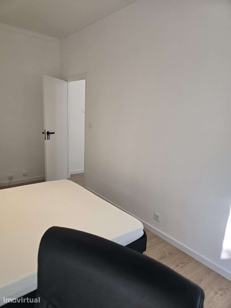 Quarto para arrandar a estudantes, professores. - Grande imagem: 3/12