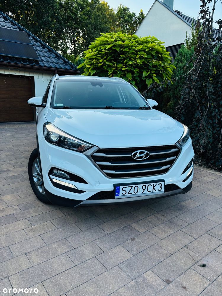 Hyundai Tucson 2.0 CRDi 4WD Automatik Style - 1