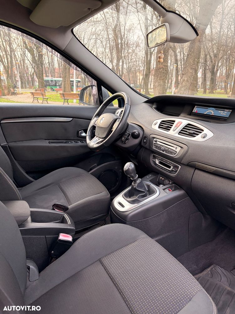 Renault Grand Scenic ENERGY dCi 110 Start & Stop Expression - 5