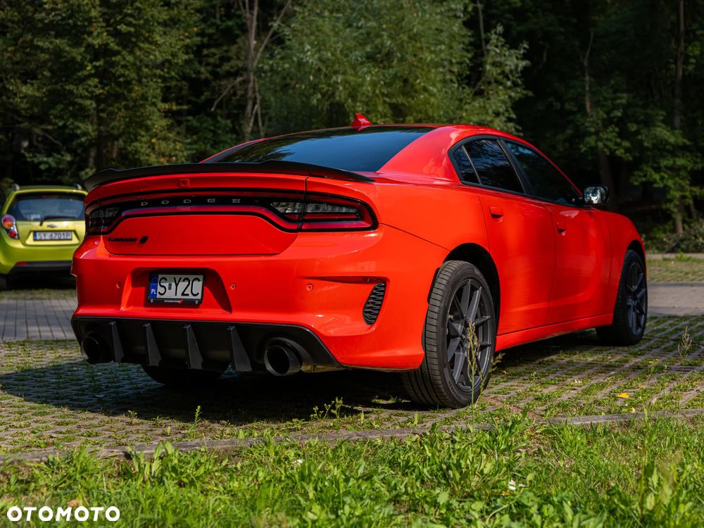 Dodge Charger - 7