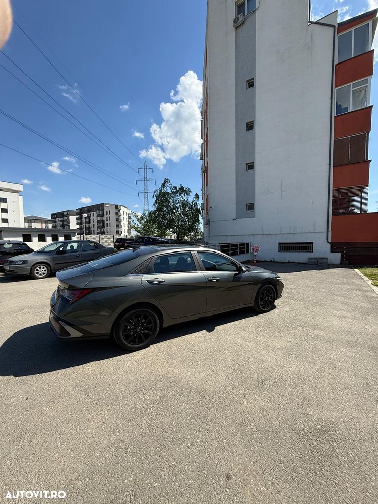 Hyundai Elantra 1.6 l 123 CP CVT Highway - 6