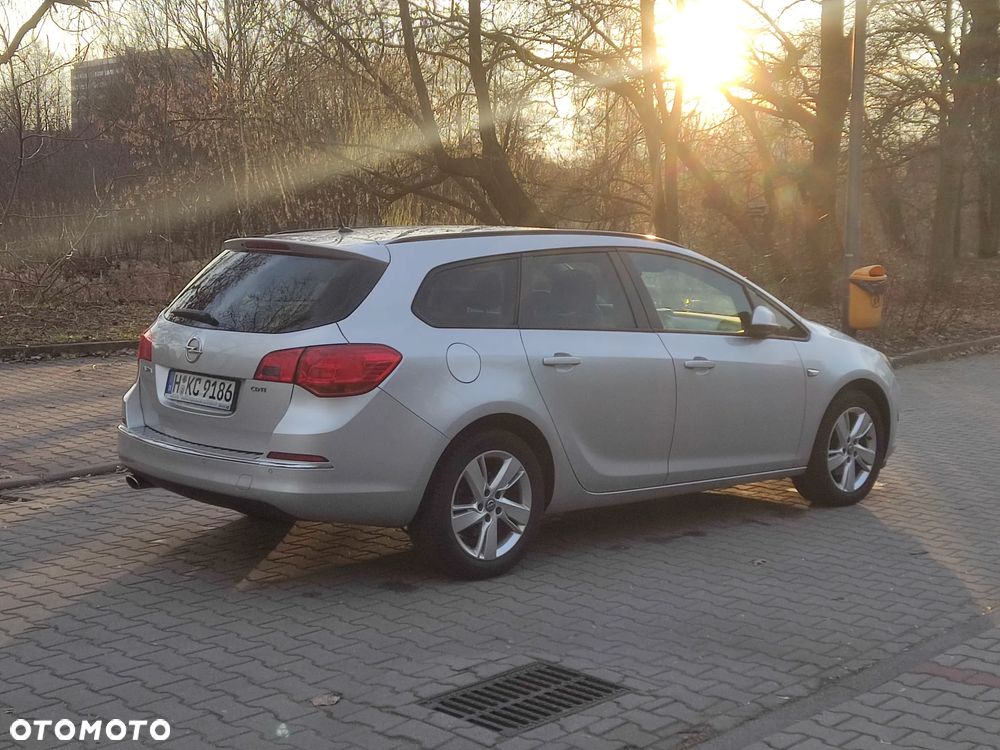 Opel Astra 2.0 CDTI ecoFLEX Start/Stop Exklusiv - 6