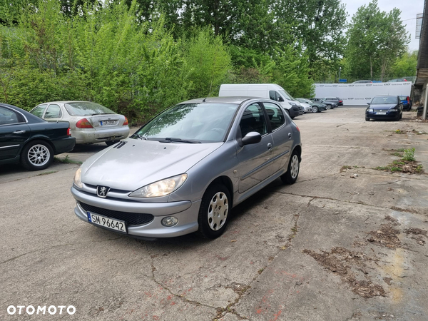 Peugeot 206 1.1 X-Line