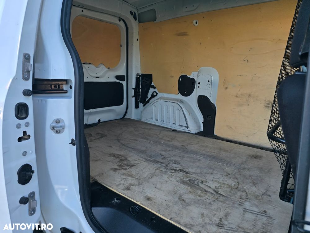 Dacia Dokker 1.5 dCi 75 CP Laureate - 12