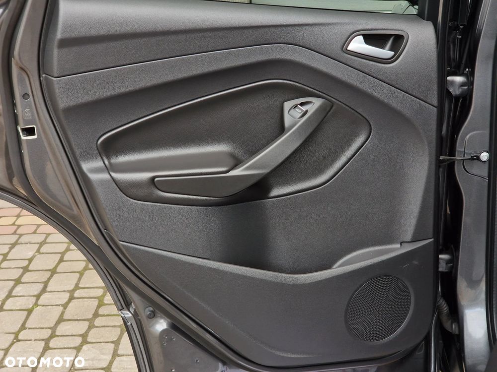 Ford Kuga 2.0 TDCi 4x4 Titanium - 21