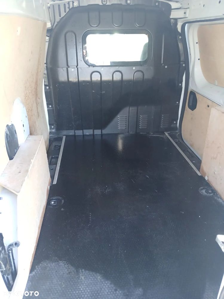 Renault EXPRESS - 17