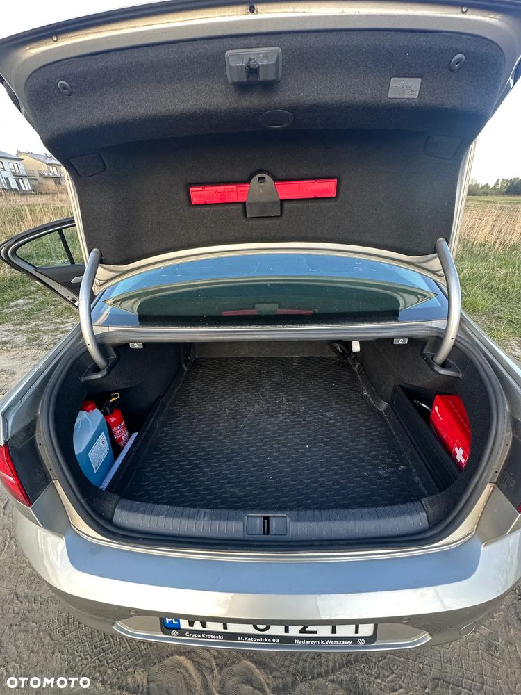 Volkswagen Passat 1.8 TSI BMT Highline DSG - 30