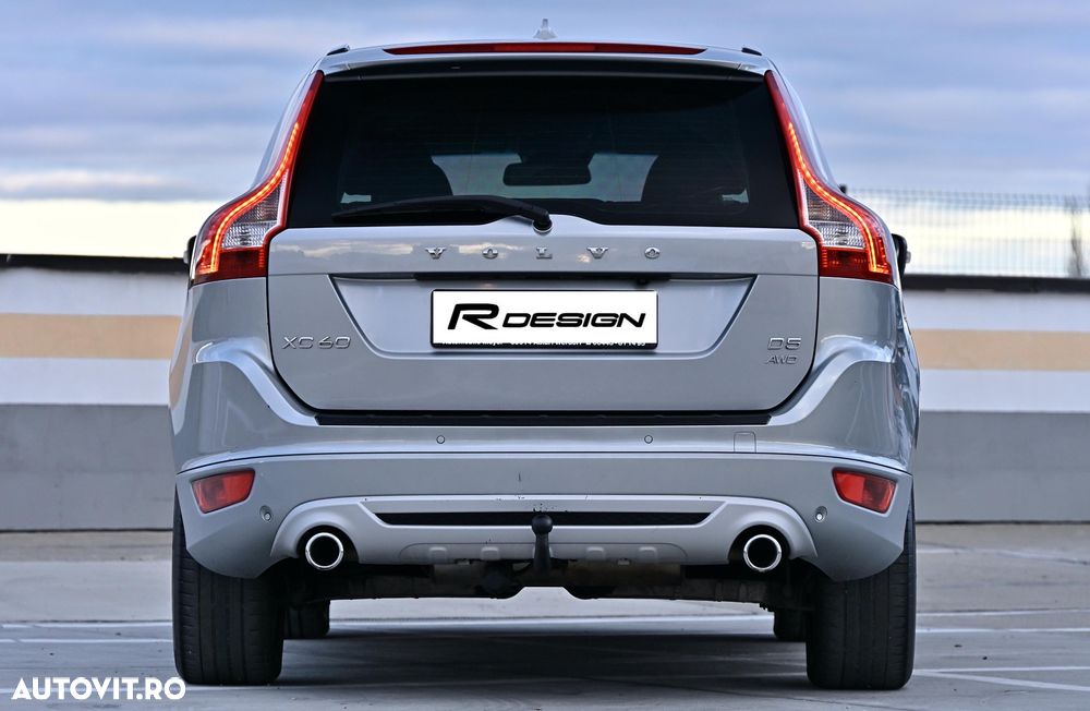 Volvo XC 60 D5 AWD Aut. RDesign - 16