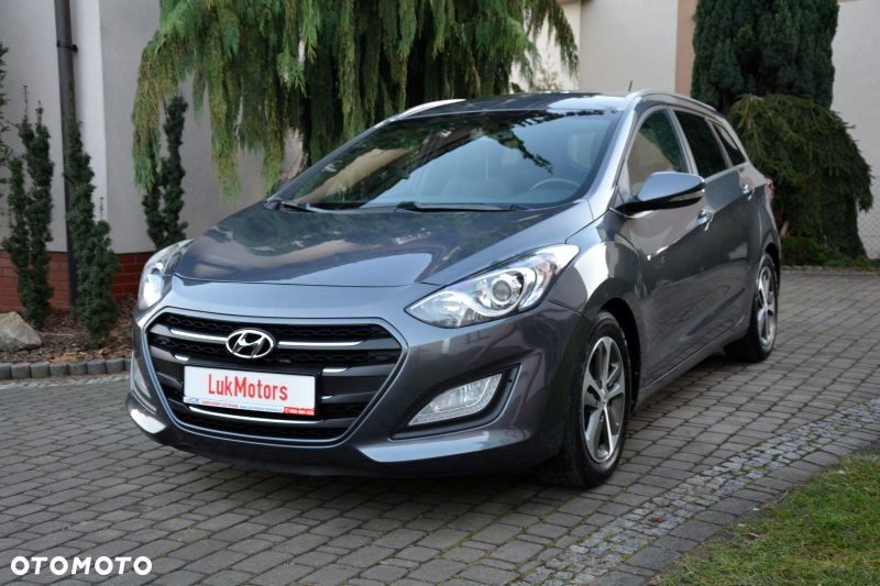 Hyundai i30 1.6 GDI BlueDrive Go - 26