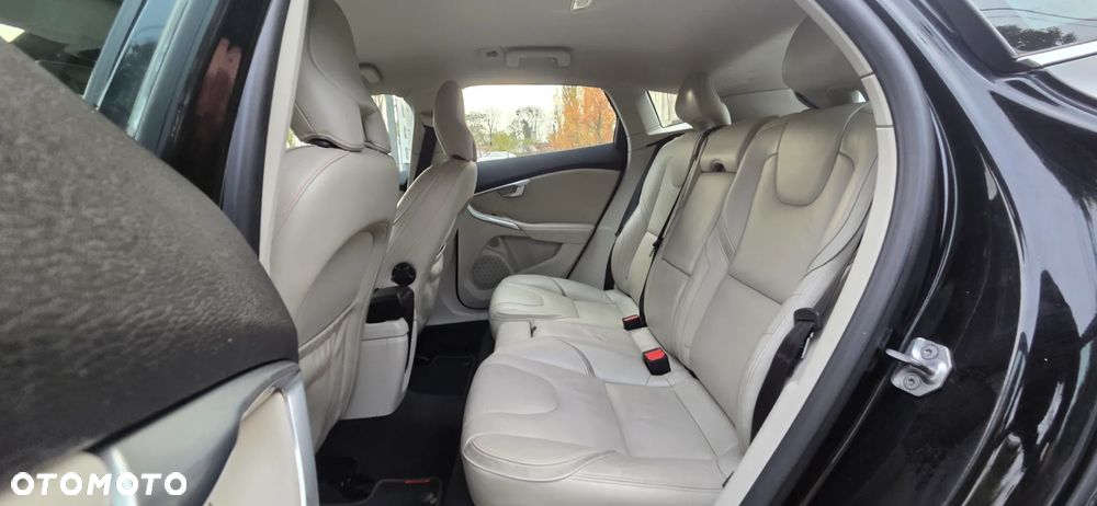 Volvo V40 D2 Drive-E Ocean Race - 27