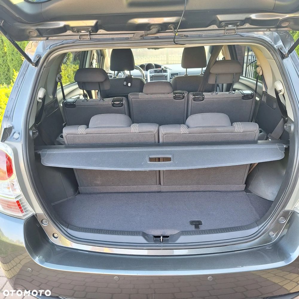 Toyota Verso 1.8 Premium 7os EU6 - 5