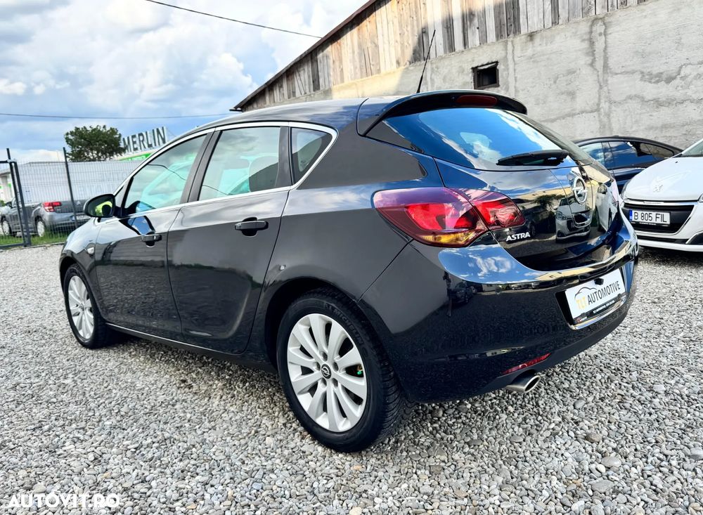 Opel Astra - 2