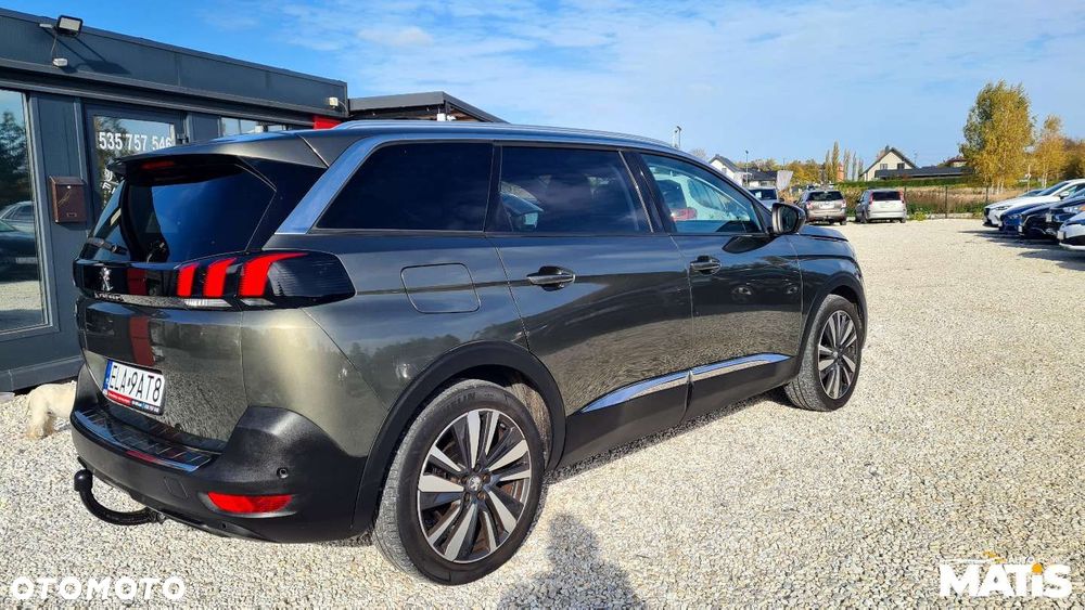 Peugeot 5008 - 21