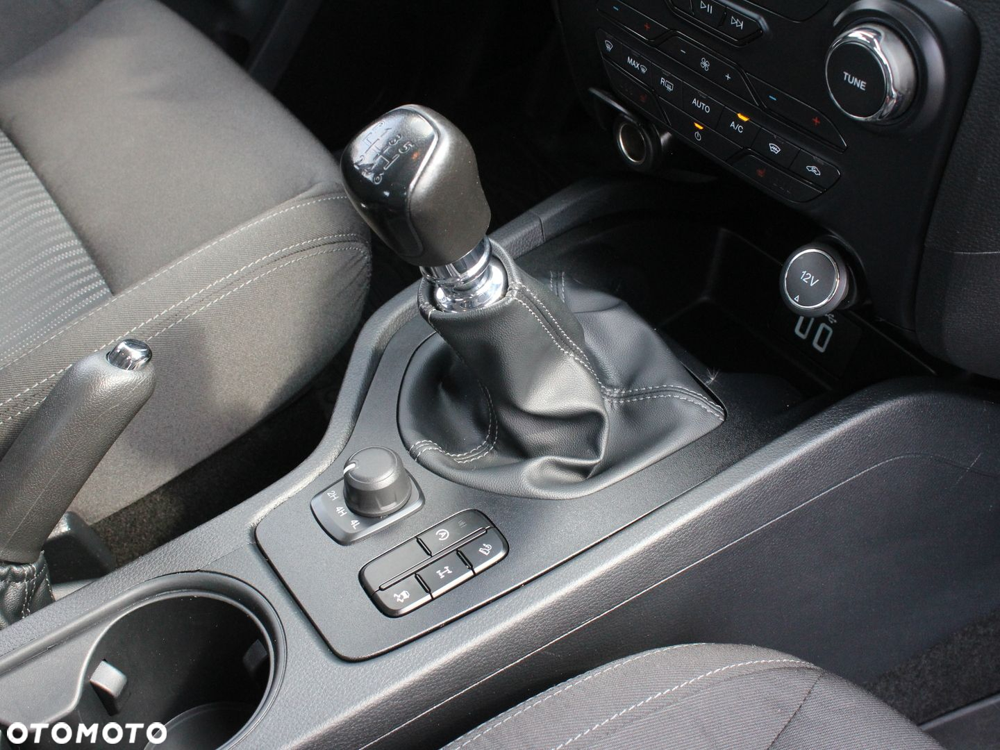 Ford Ranger - 8