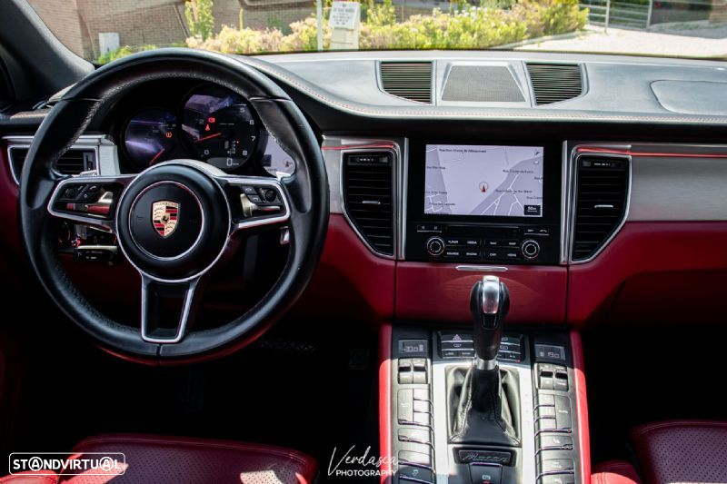 Porsche Macan Standard - 32