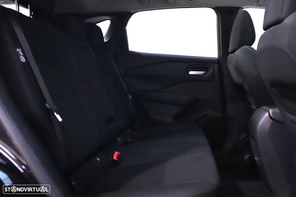 Nissan Qashqai 1.3 DIG-T Acenta Xtronic - 20