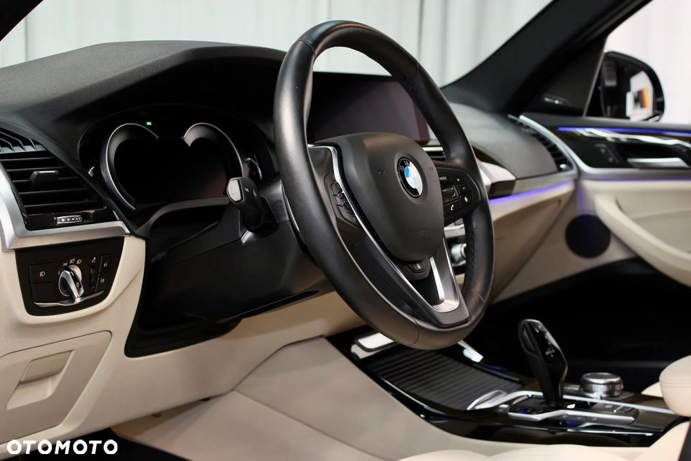 BMW X3 - 16