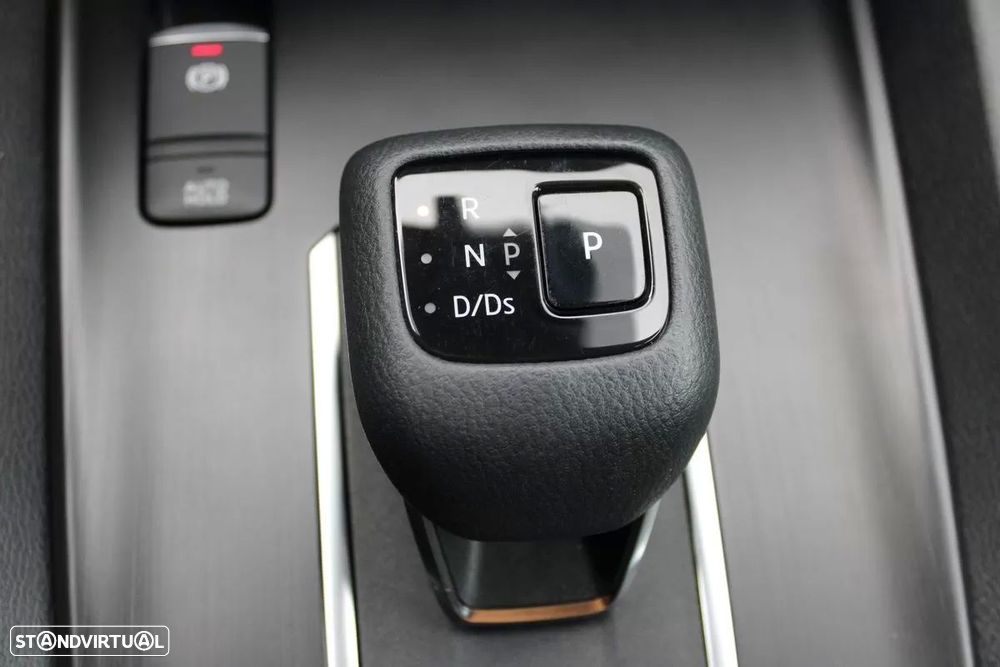 Nissan Qashqai 1.3 DIG-T N-GO Xtronic - 10