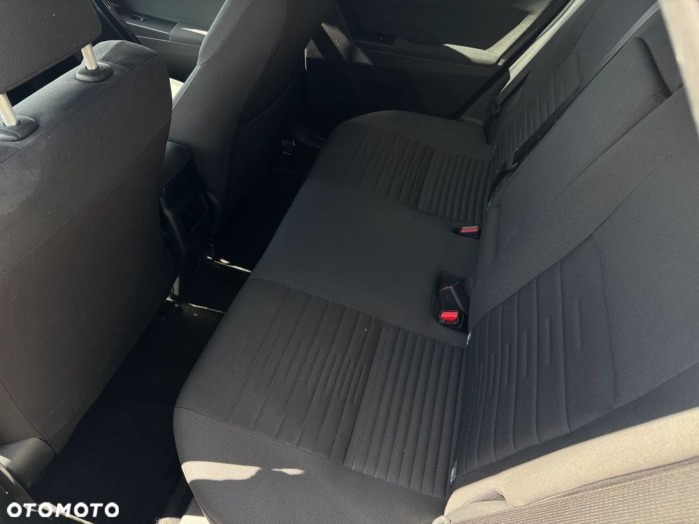 Toyota Auris 1.2 T Dynamic - 11