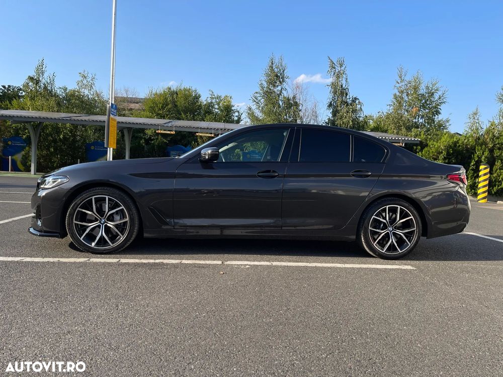 BMW Seria 5 540i xDrive AT MHEV - 3