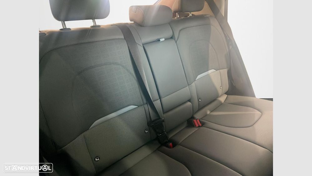 Kia EV3 81.4 kWh Tech - 17