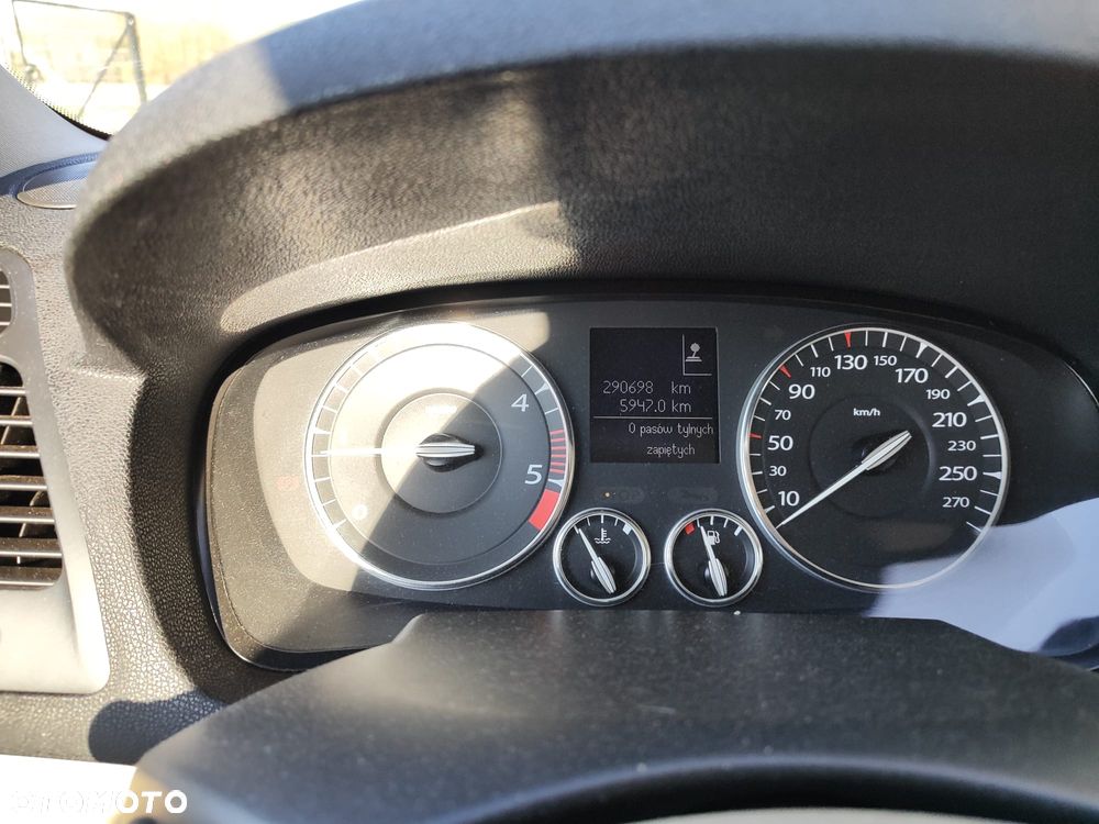 Renault Laguna 2.0 DCi Initiale - 14