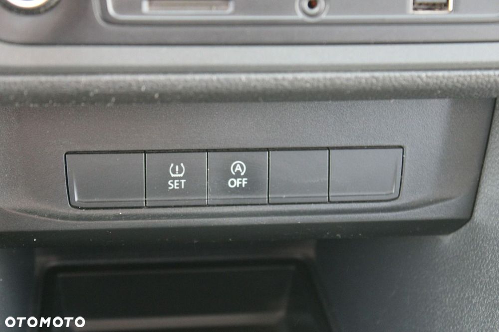 Volkswagen Caddy - 27