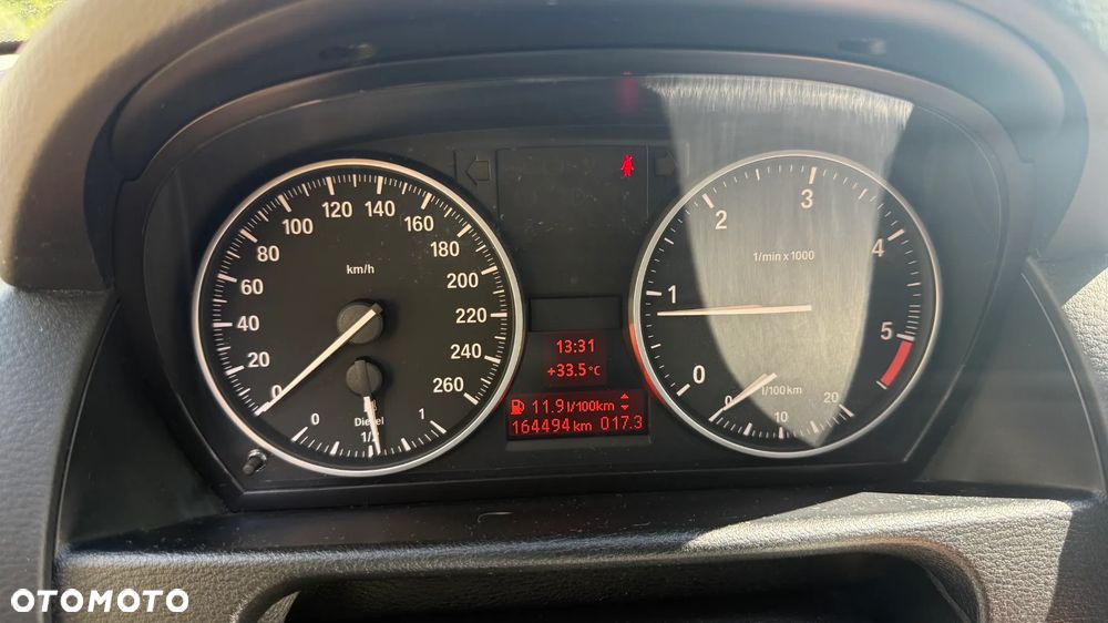 BMW X1 sDrive18d - 9