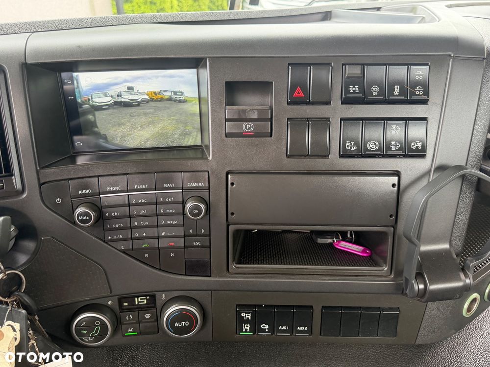 Volvo FMX 420 8x4 // Hakowiec // Super Stan - 18
