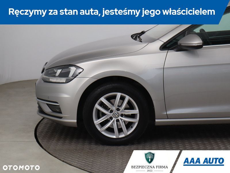 Volkswagen Golf Variant - 17