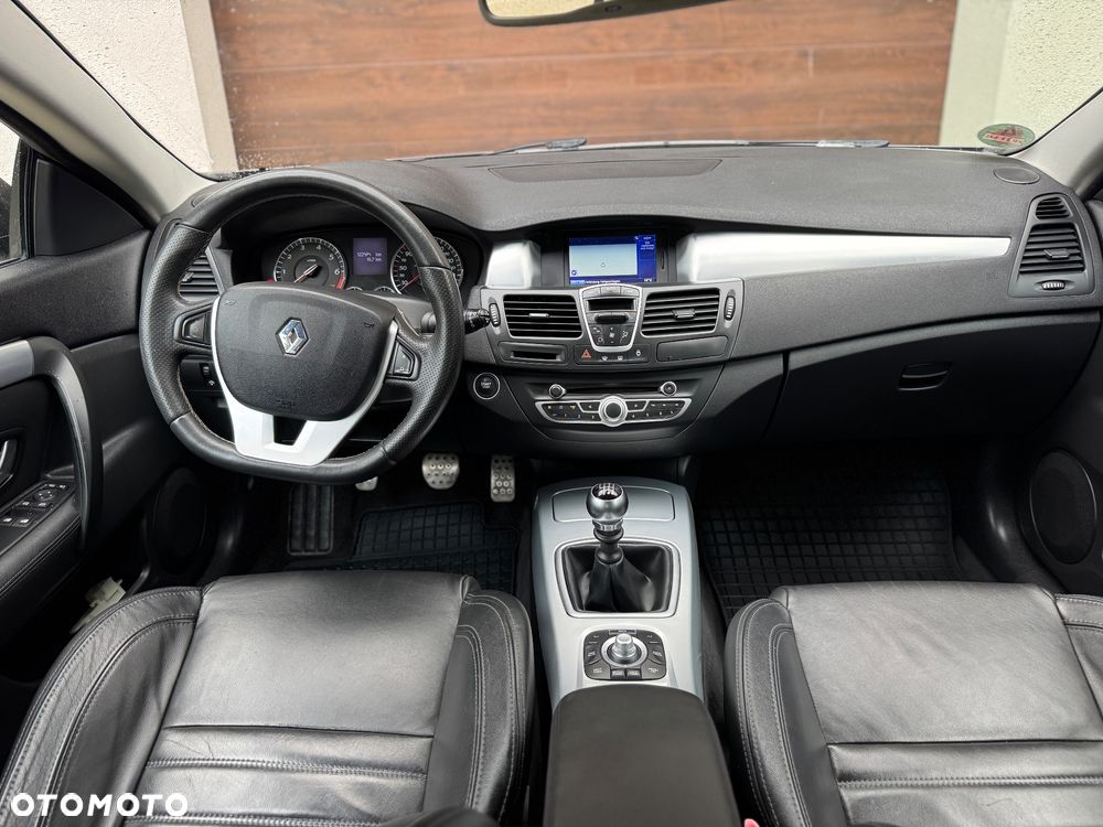 Renault Laguna 2.0T GT - 28