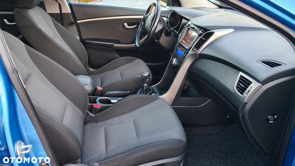 Hyundai i30 1.4 YES - 7