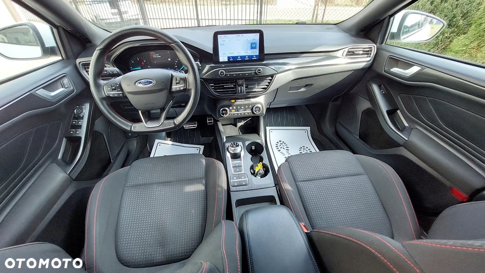 Ford Focus 1.5 EcoBlue SCR ST-Line - 13