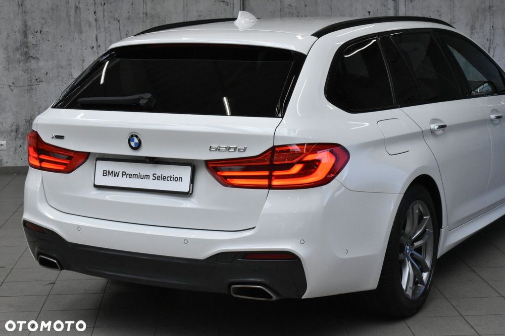BMW Seria 5 520d xDrive M Sport sport - 24