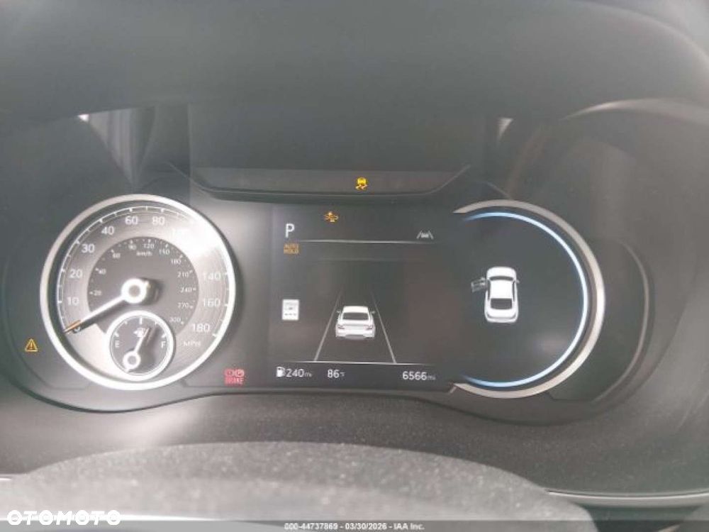 Genesis G70 - 11