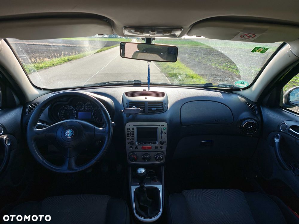 Alfa Romeo 147 - 7