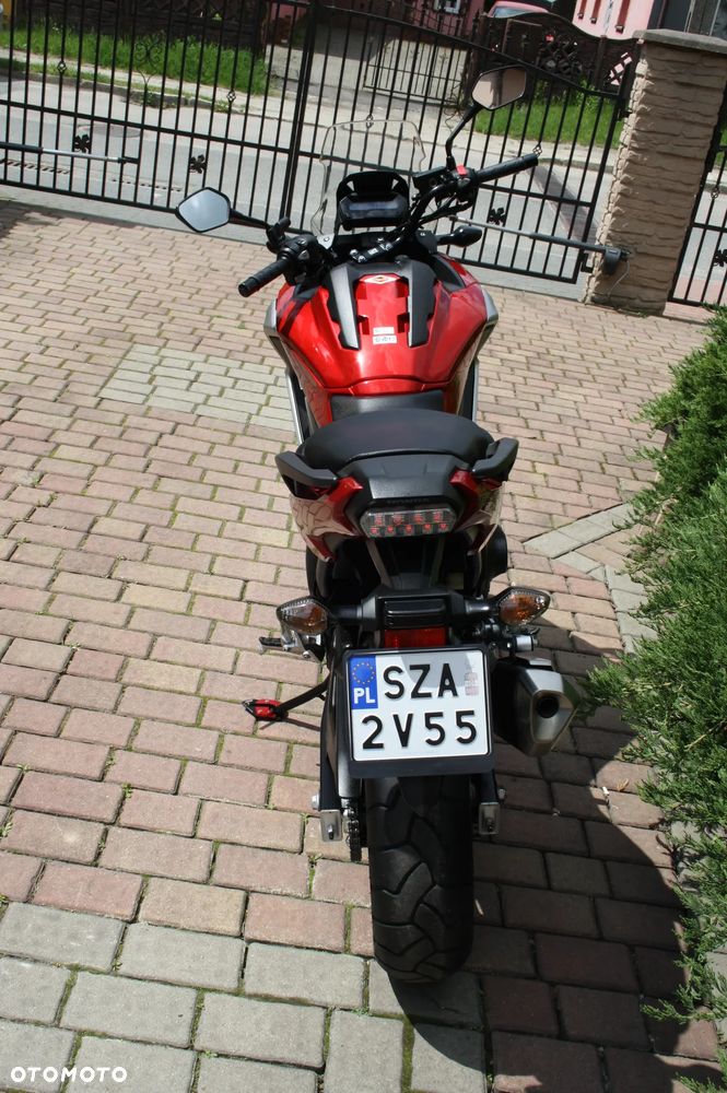 Honda NC - 16