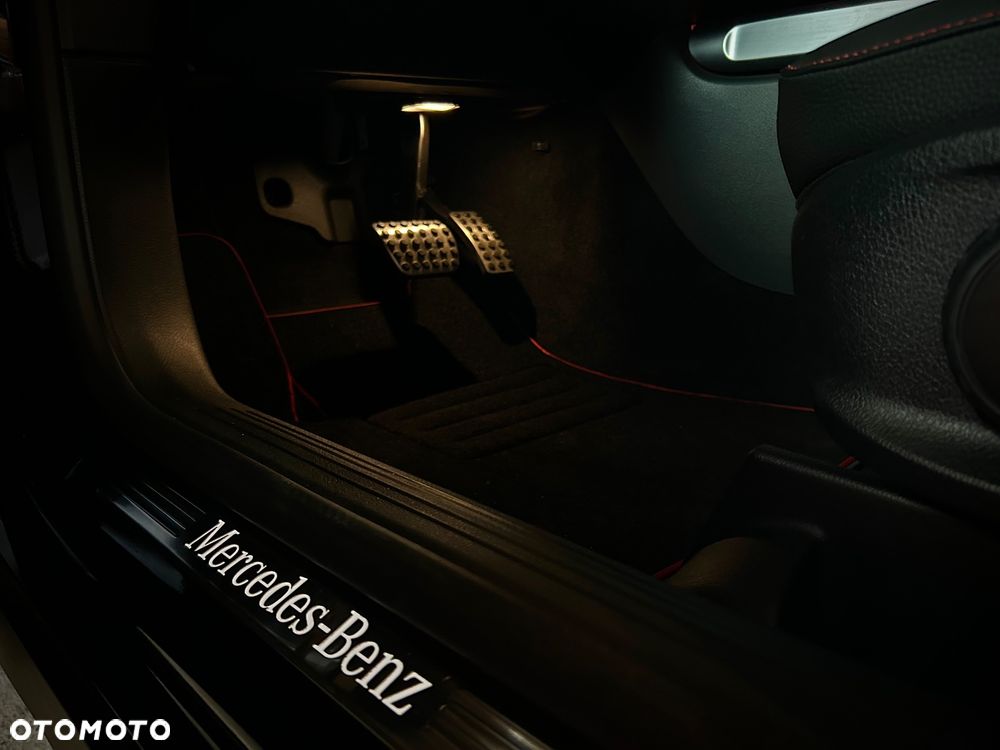 Mercedes-Benz GLB 200 d AMG Line 8G-DCT - 21