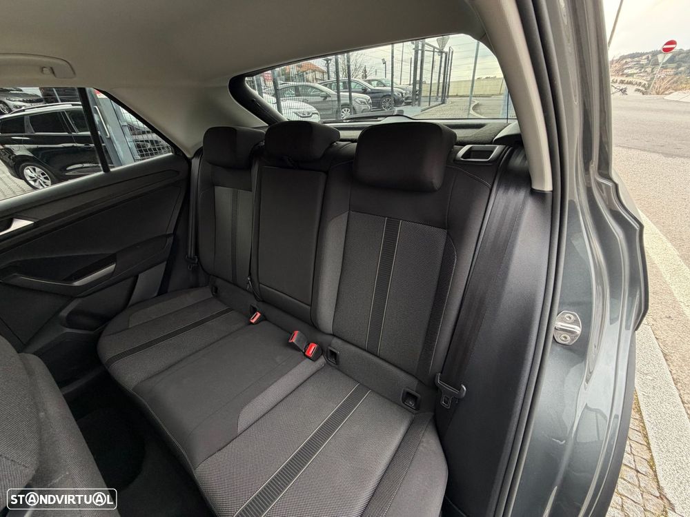 VW T-Roc 1.0 TSI Life - 40