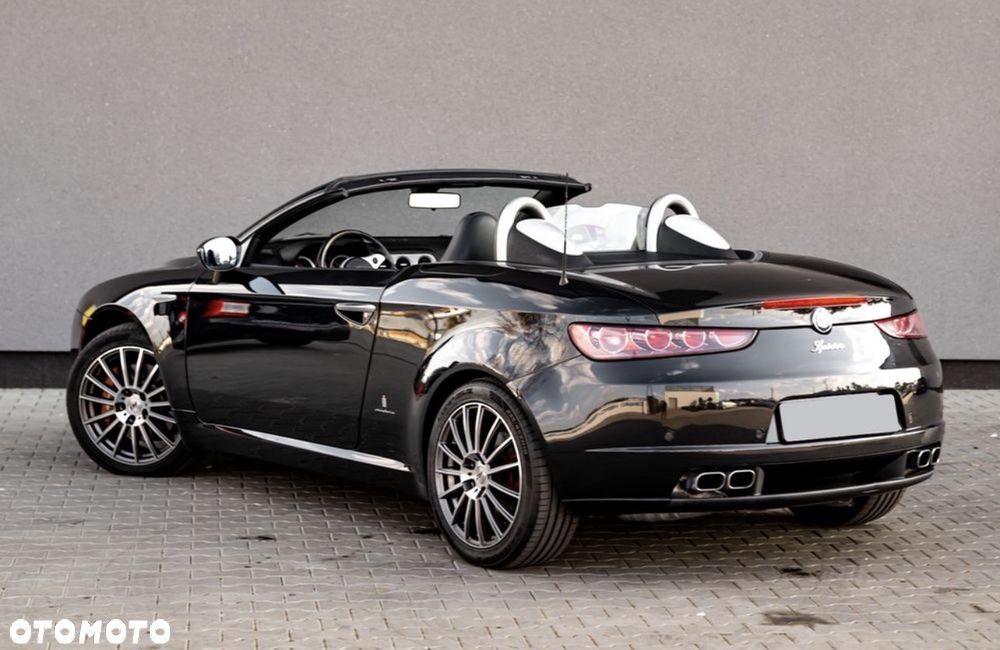 Alfa Romeo Spider - 11