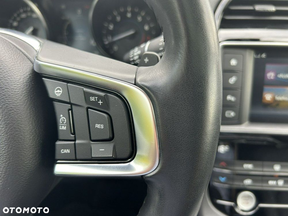 Jaguar F-Pace 2.0 i4P AWD Prestige - 28
