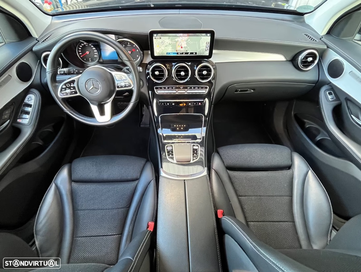 Mercedes-Benz GLC 300 de 4Matic 9G-TRONIC AMG Line - 11
