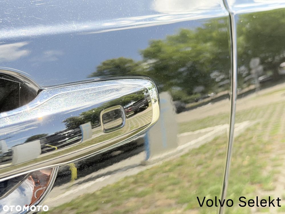 Volvo XC 90 - 8