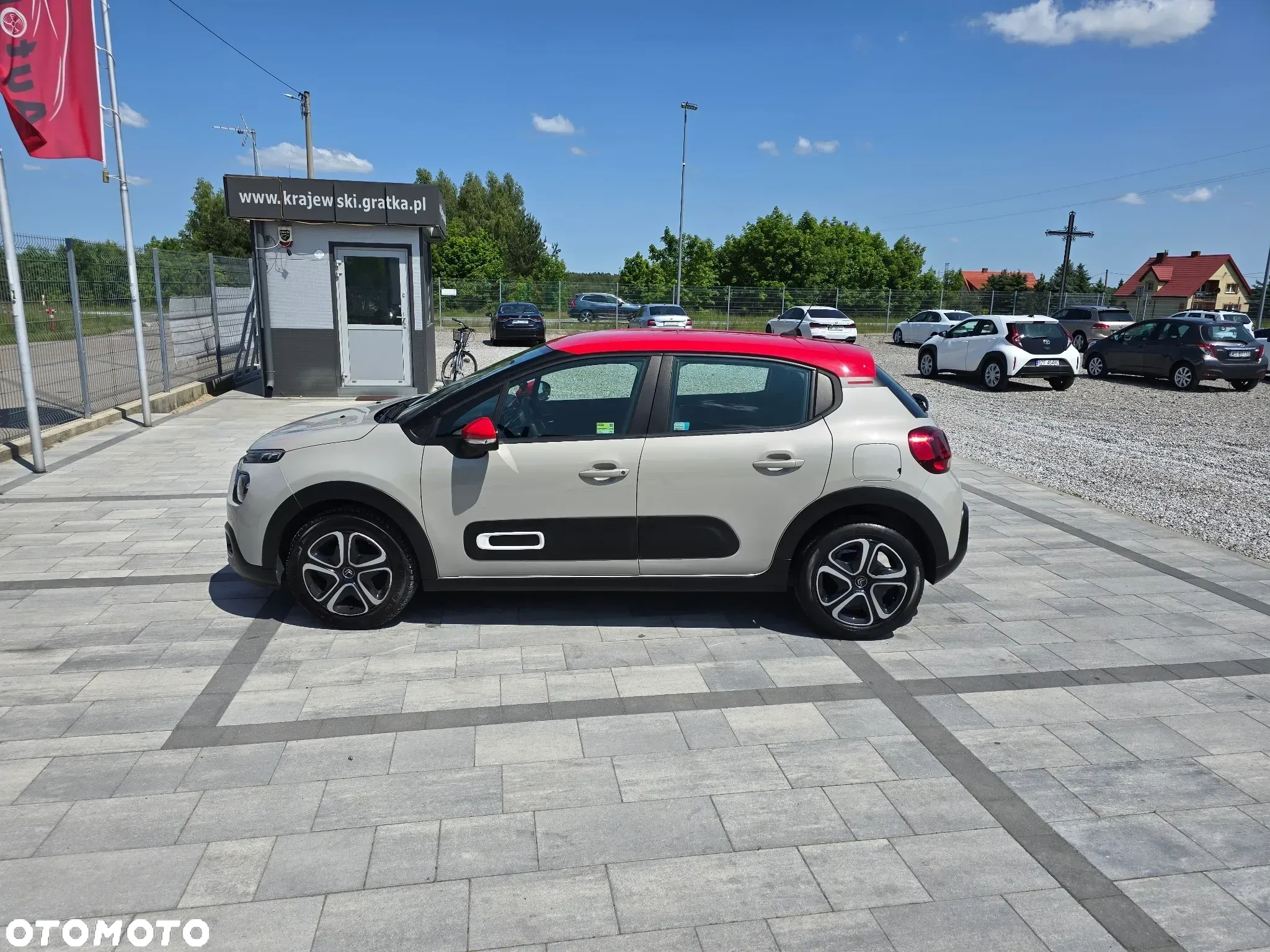 Citroën C3 1.2 PureTech Shine - 18