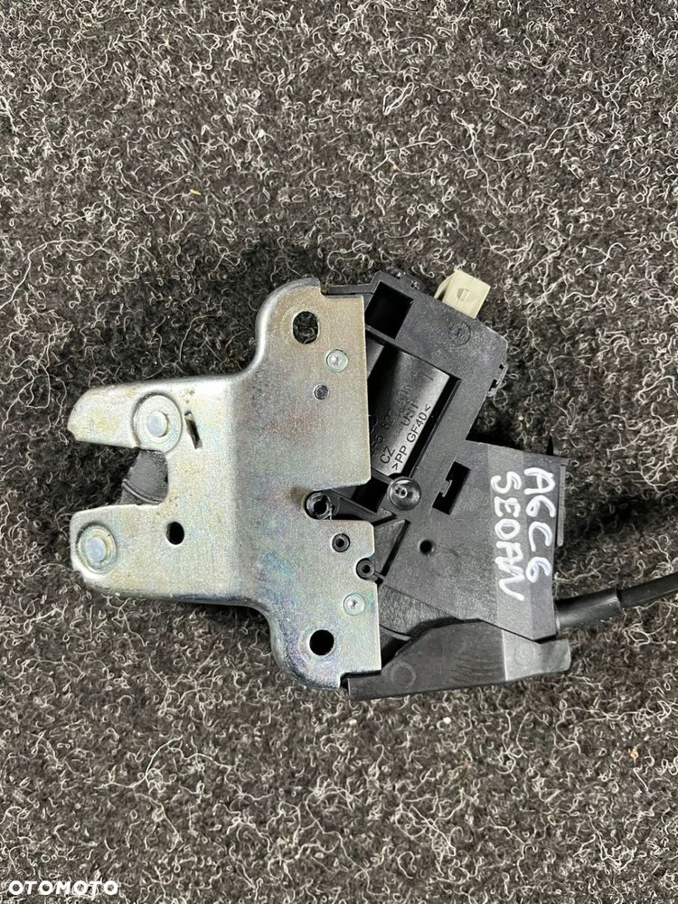 audi a6 c6 sedan zamek klapy bagażnika 4E0827645 - 10