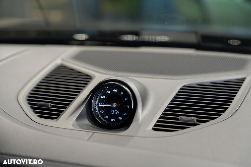 Porsche Cayenne Coupe S - 23